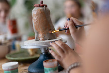 Load image into Gallery viewer, 6-week ceramic course for kids and adults
